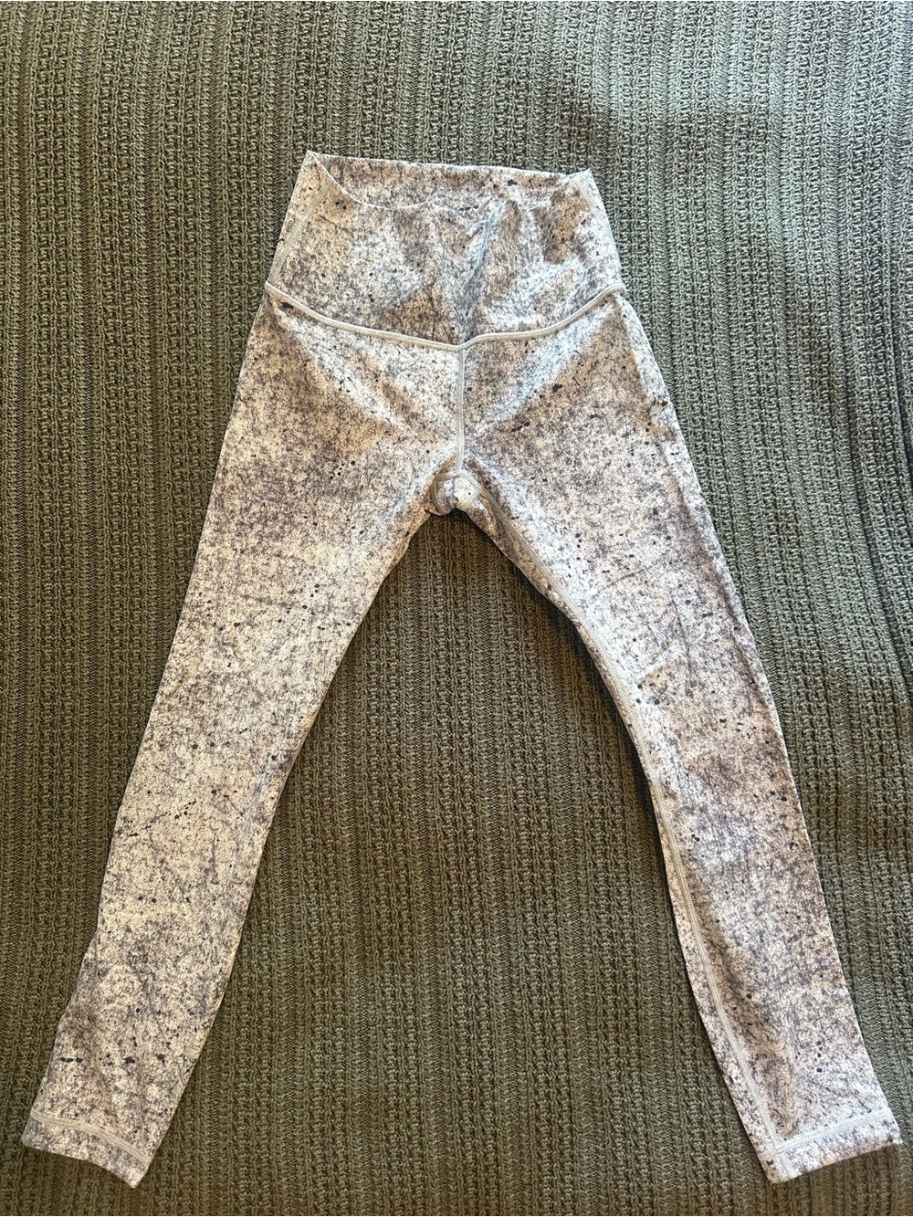 Lululemon Wunder Under Hi-Rise 7/8 Tight 25" Antiqued Alpine White size 6